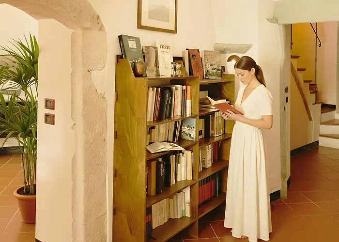 La Sbilenca E La Sbilenchina - Calice Ligure, Vicino Finale Ligure * Calice Ligure